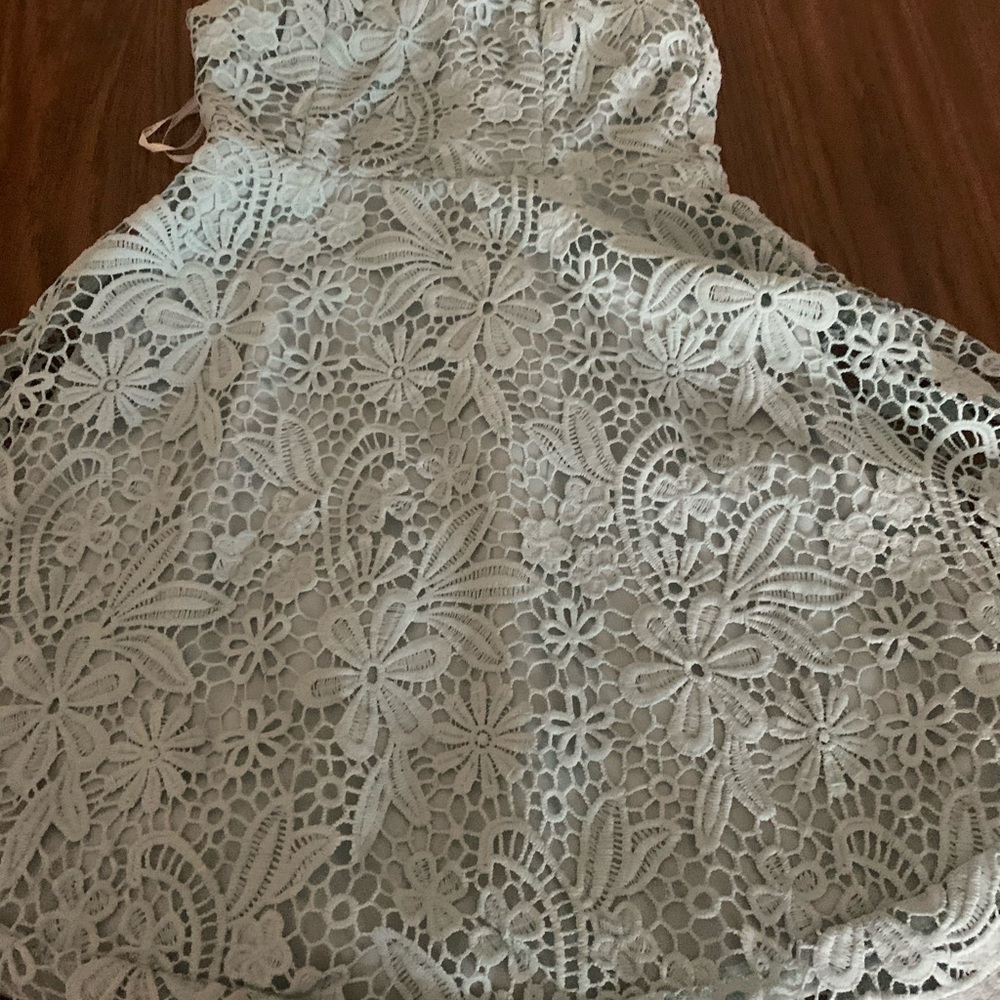 Lulus lace dress - Picture 12 of 16